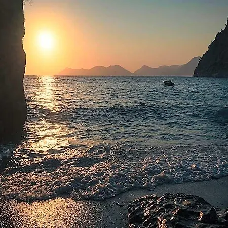 Отель Butterfly Valley 3*